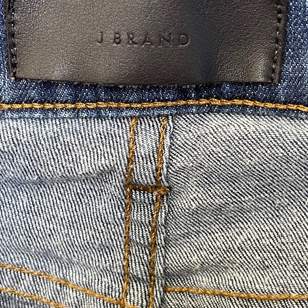 J brand | Tyler Dark Wash Mid Rise Comfortable Soft Stretch Slim Designer Jeans